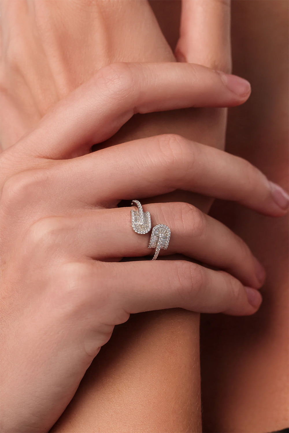 Diamond Baguette U Duo Twist Ring