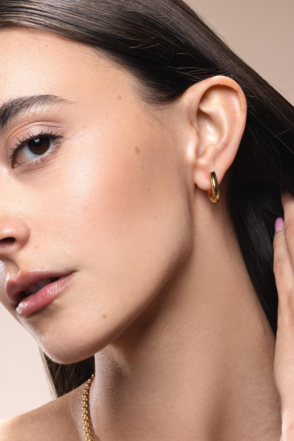 Signature Small Hoop Earrings-YELLOW GOLD-JEWELRYFINE JEWELEARRING-TAMARA COMOLLI