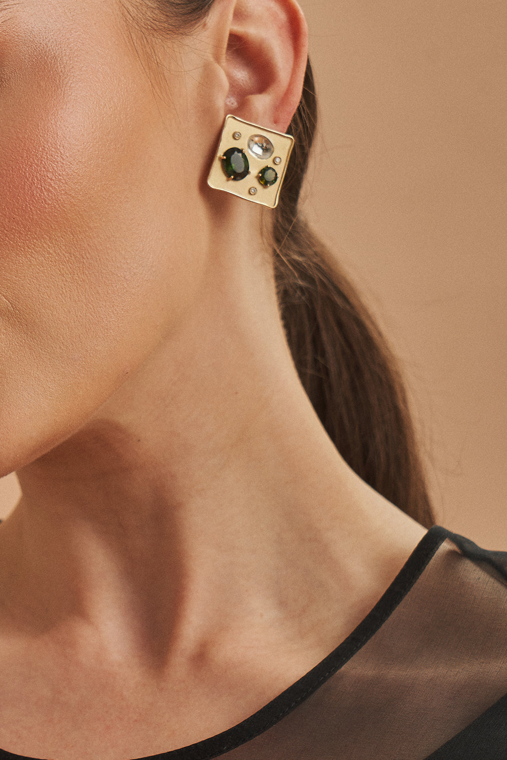 Green Tourmaline Rocks Pedrita Earrings