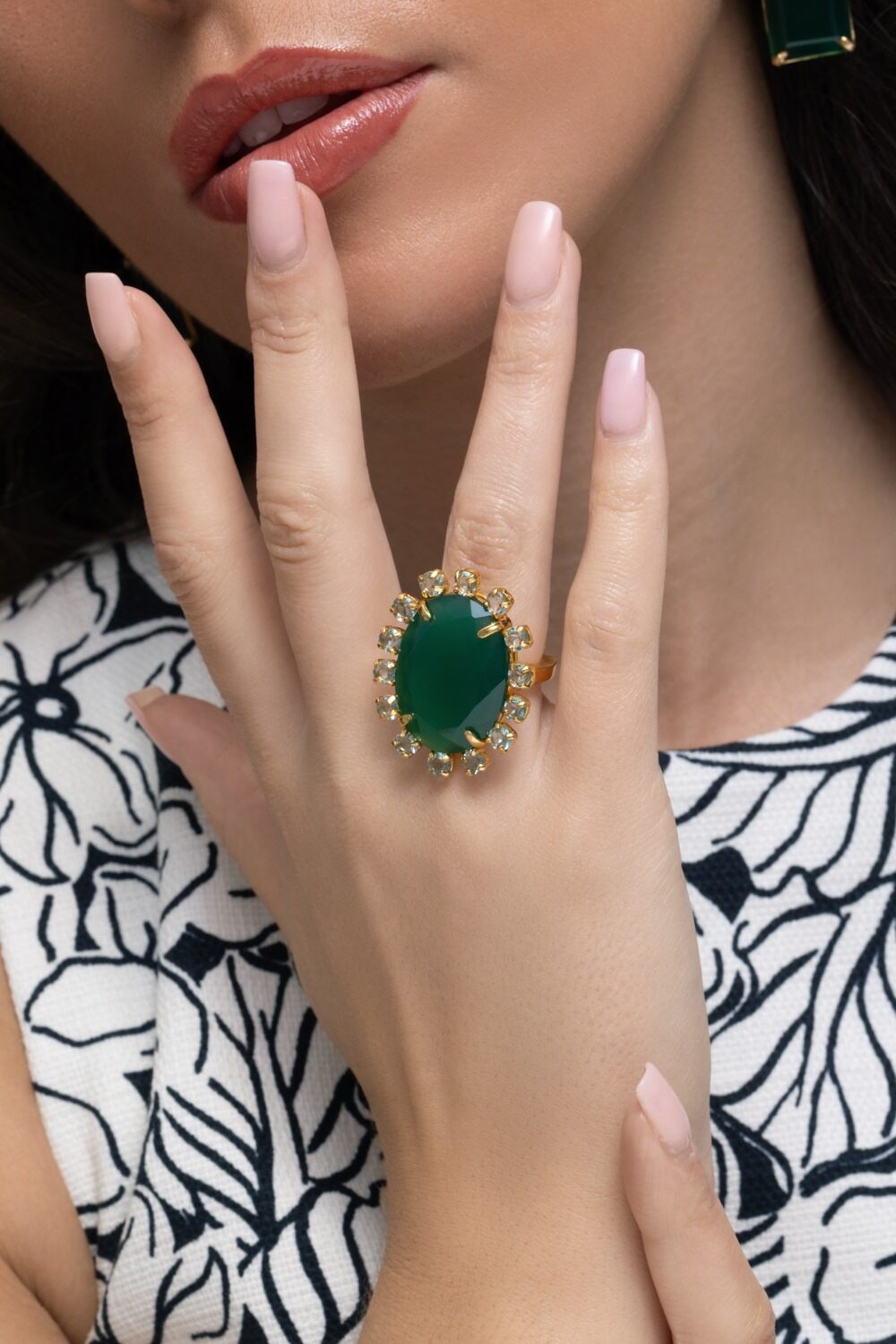 Onyx Amethyst Green Oval Ring-GREEN-6.25-JEWELRYBOUTIQUERING-BOUNKIT JEWELRY
