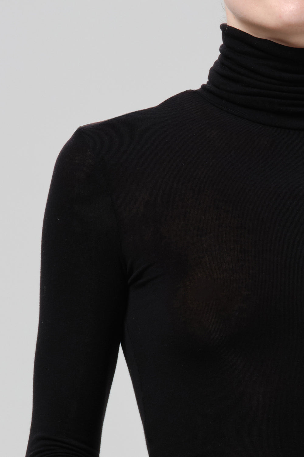 Caradene Turtleneck - Black