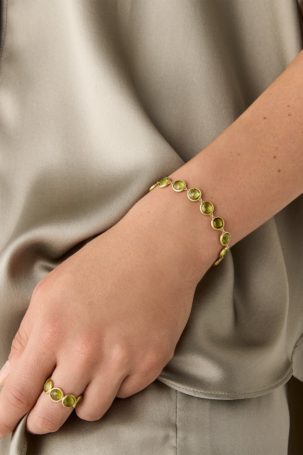 Peridot Jaipur Link Bracelet