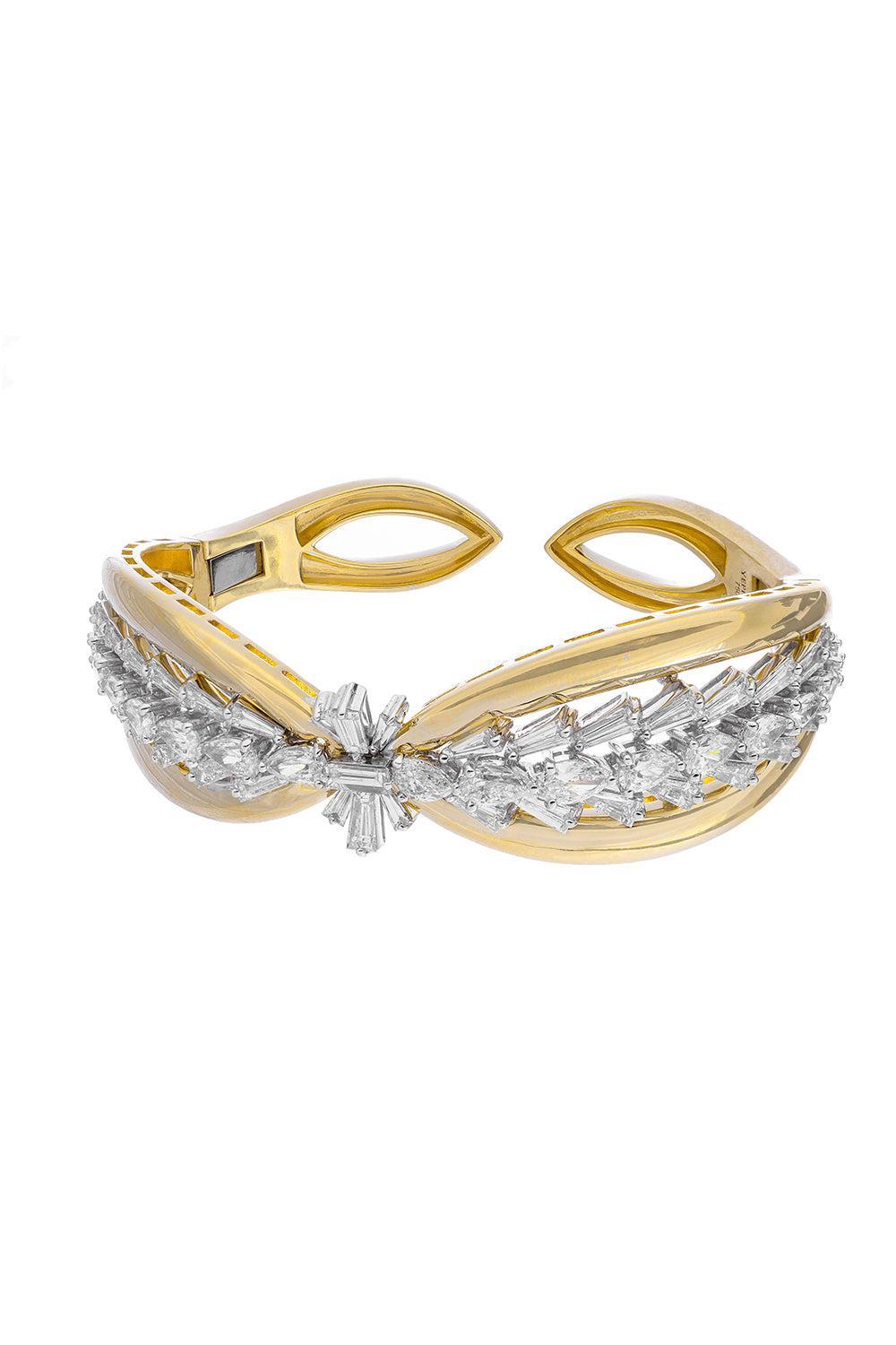 Diamond Taper Cut Statement Bracelet-YELLOW GOLD-JEWELRYFINE JEWELBRACELET O-YEPREM JEWELLERY