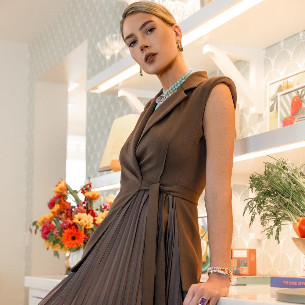 How We Style \ Mocha Mousse Marissa Collections How We Style \ Mocha Mousse Marissa Collections
