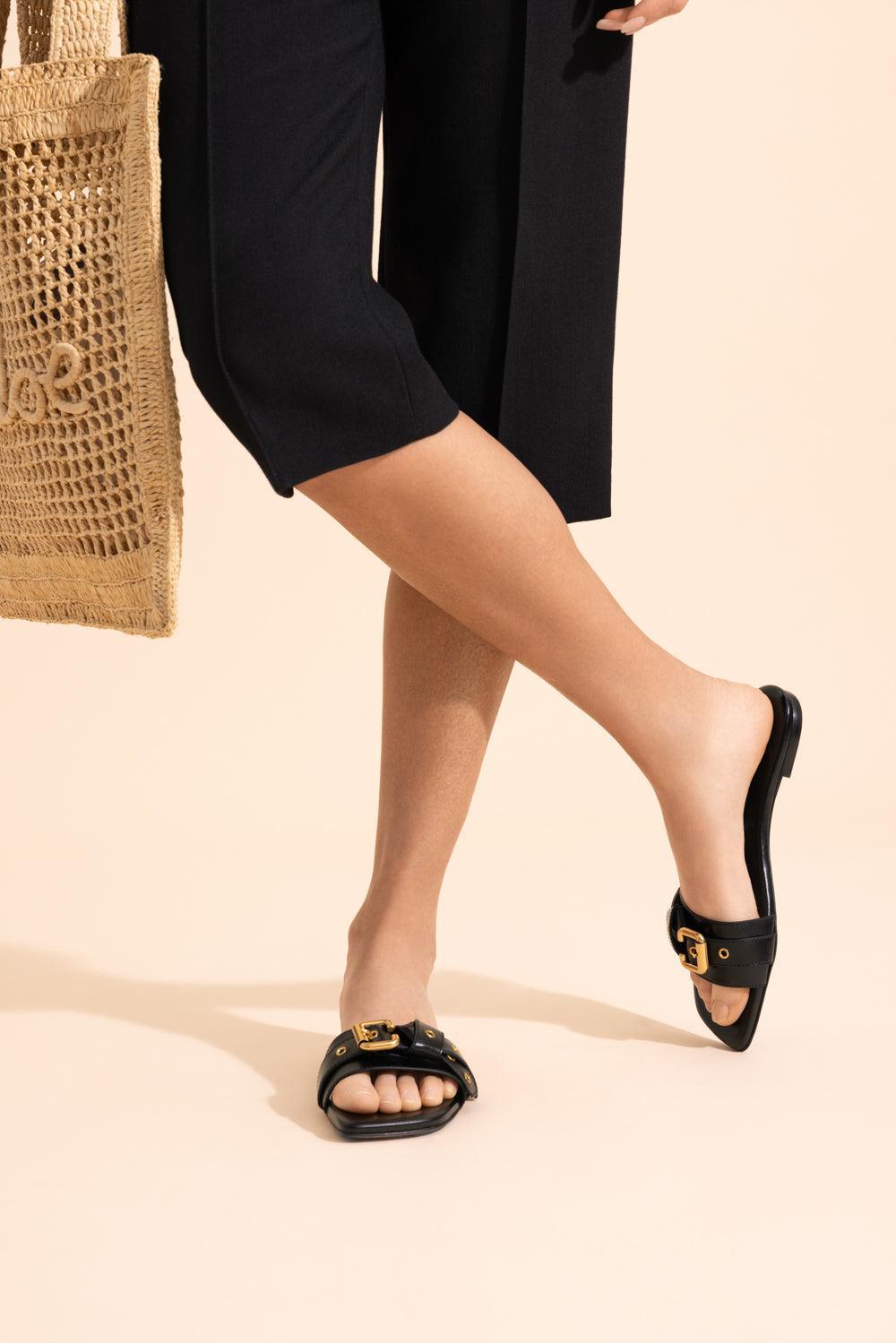 Mae Slide-BLACK-37-SHOESANDAL-CHLOÉ