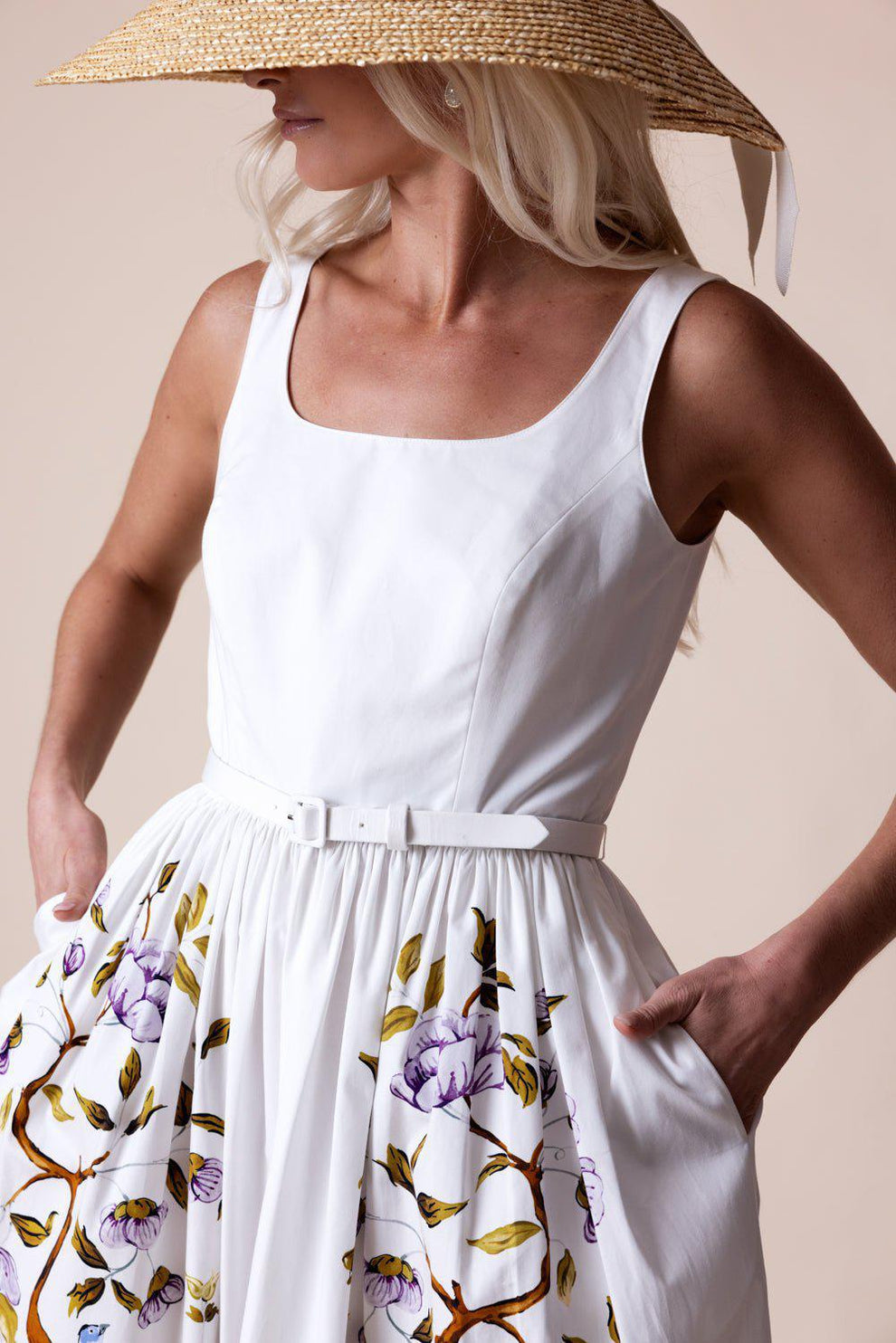 Sleeveless Scoop Neck Midi Dress