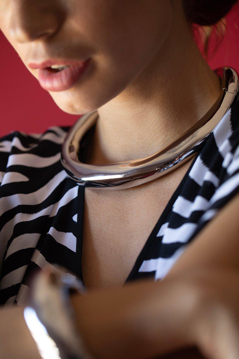 Metal Hinge Collar-SILVER-JEWELRYBOUTIQUENECKLACE O-ALEXIS BITTAR