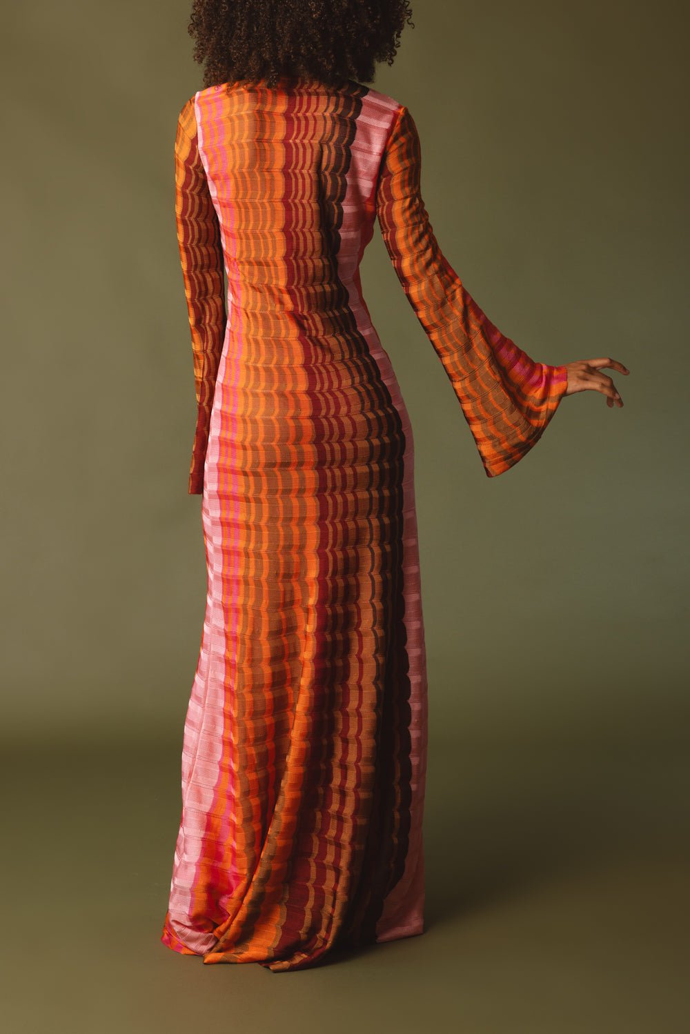 ALEXIS-Vibe Gown-