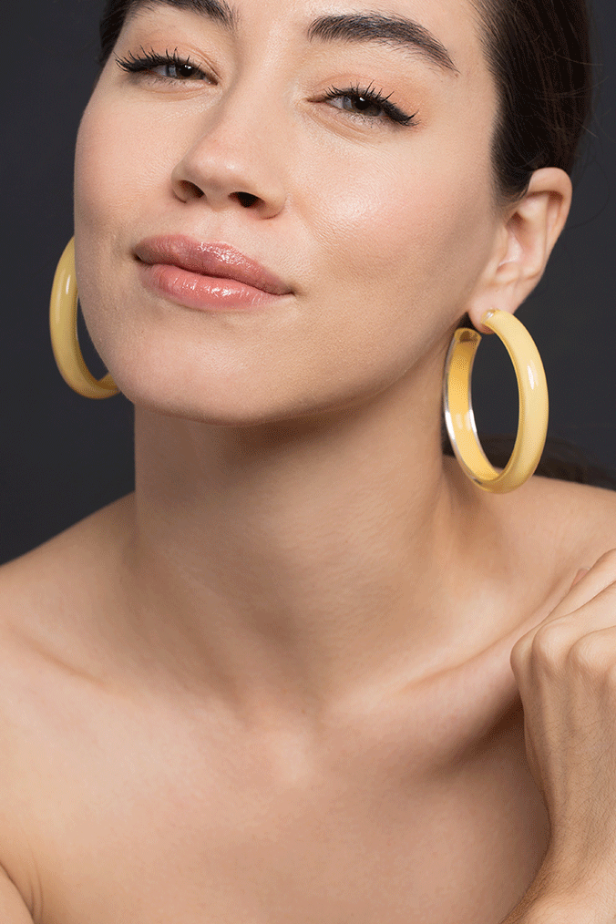 ALISON LOU-Medium Banana LOUcite Jelly Hoops-YELLOW GOLD