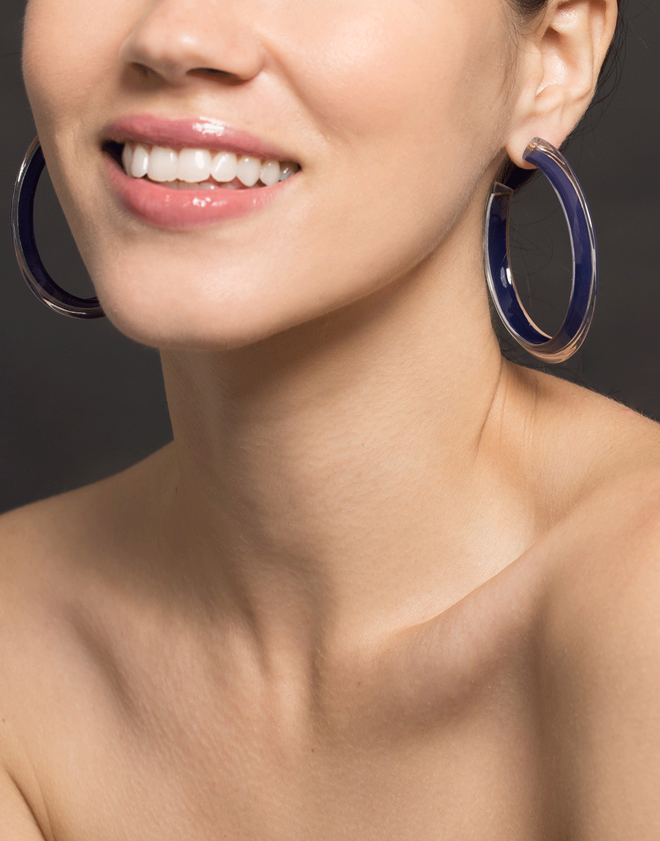 ALISON LOU-Medium Navy LOUcite Jelly Hoops-YELLOW GOLD