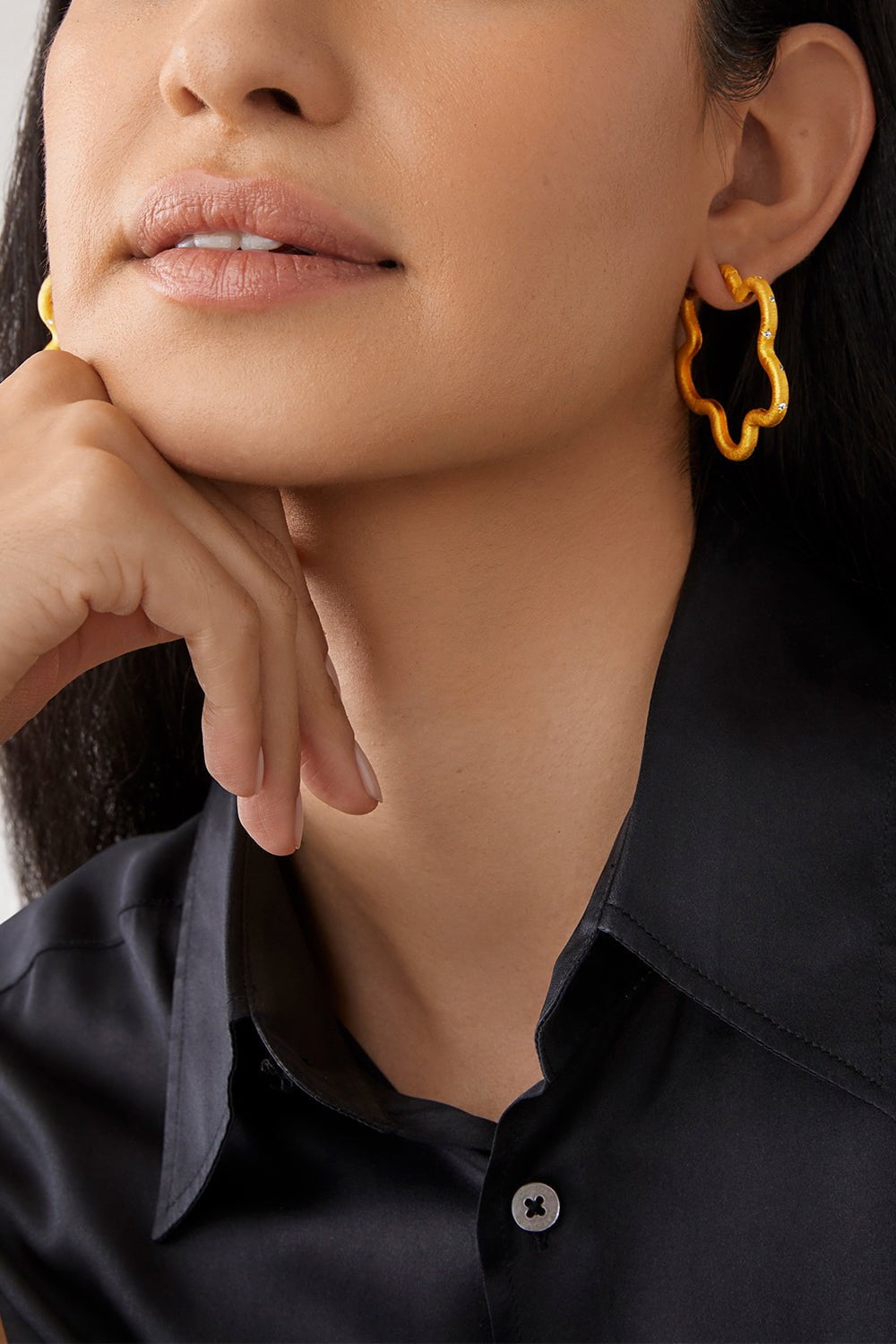 Amina Sorel Fine Jewelry-FLEUR DIAMOND HOOP EARRINGS-YELLOW GOLD