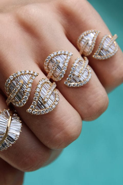 ANITA KO-White Gold Small Leaf Diamond Ring-