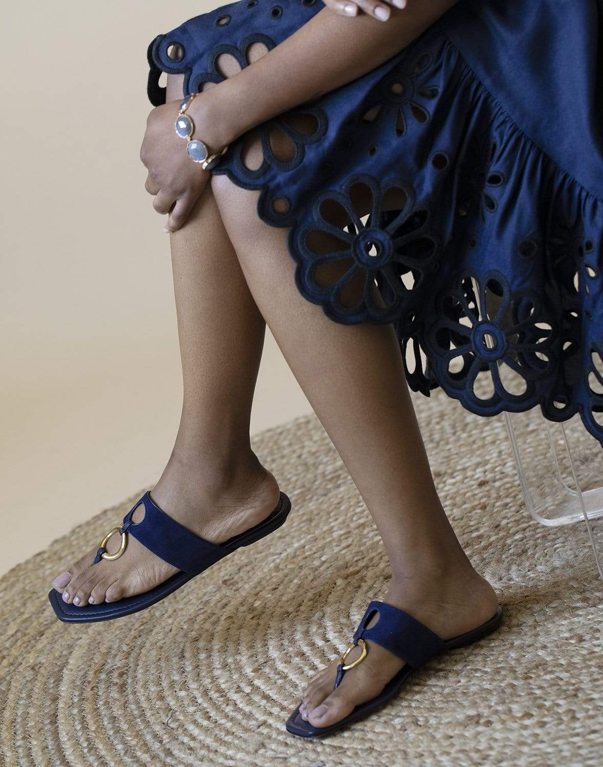 AQUAZZURA-T-Ring Sandal-