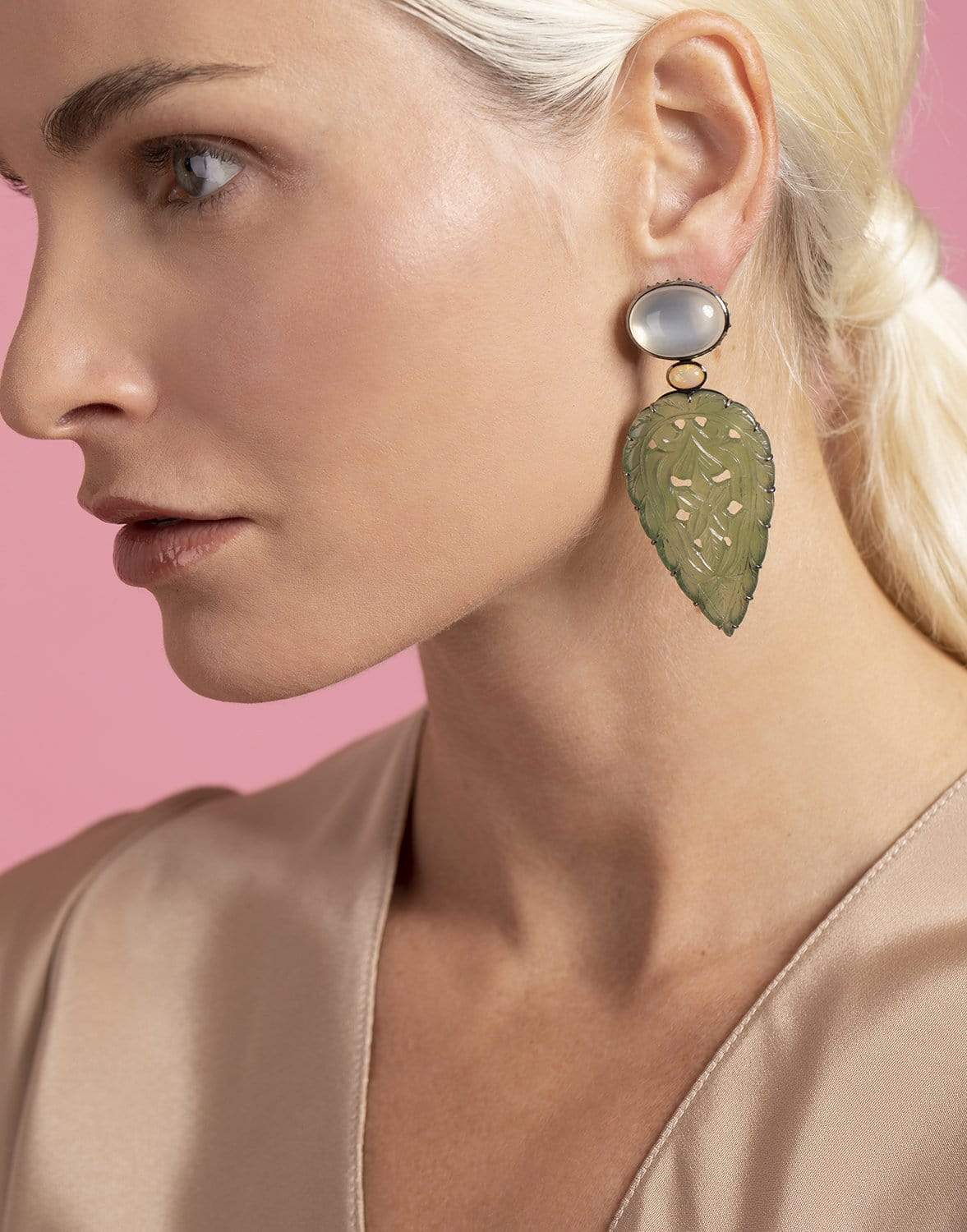 ARUNASHI-Serpentine and Moonstone Earrings-BLACK GOLD