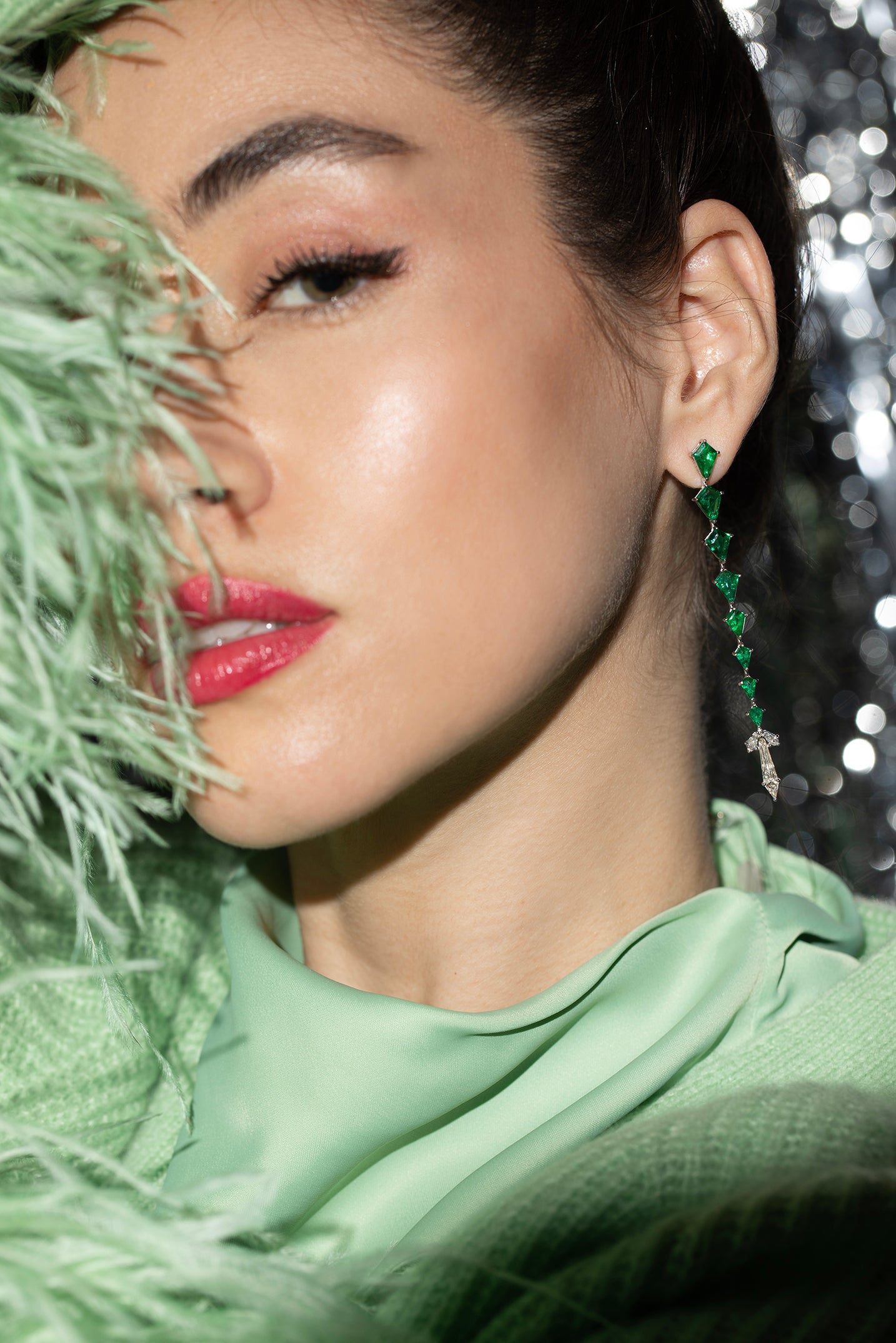 ARUNASHI-Emerald Kite and Diamond Earrings-WHITE GOLD