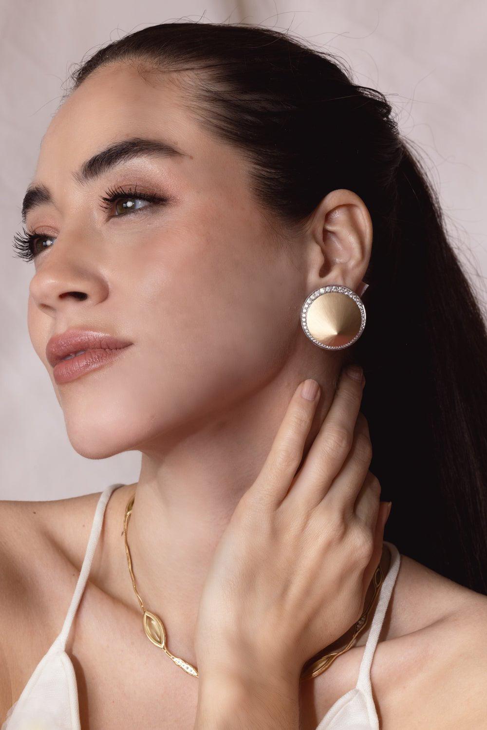 ARUNASHI-The Tacoma Museum Of Glass Earrings-YELLOW GOLD