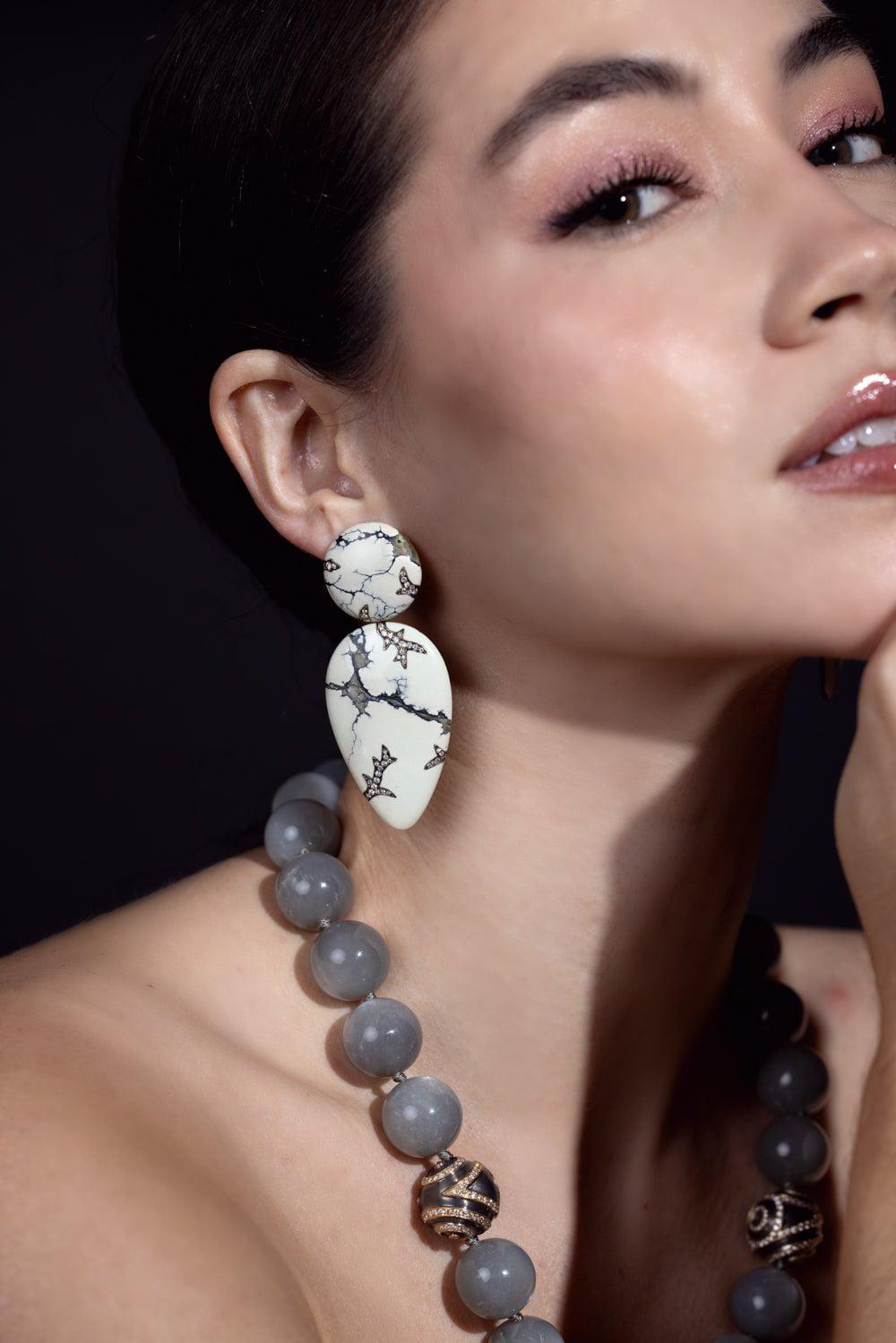 ARUNASHI-Variscite Lightening Earrings-YELLOW GOLD
