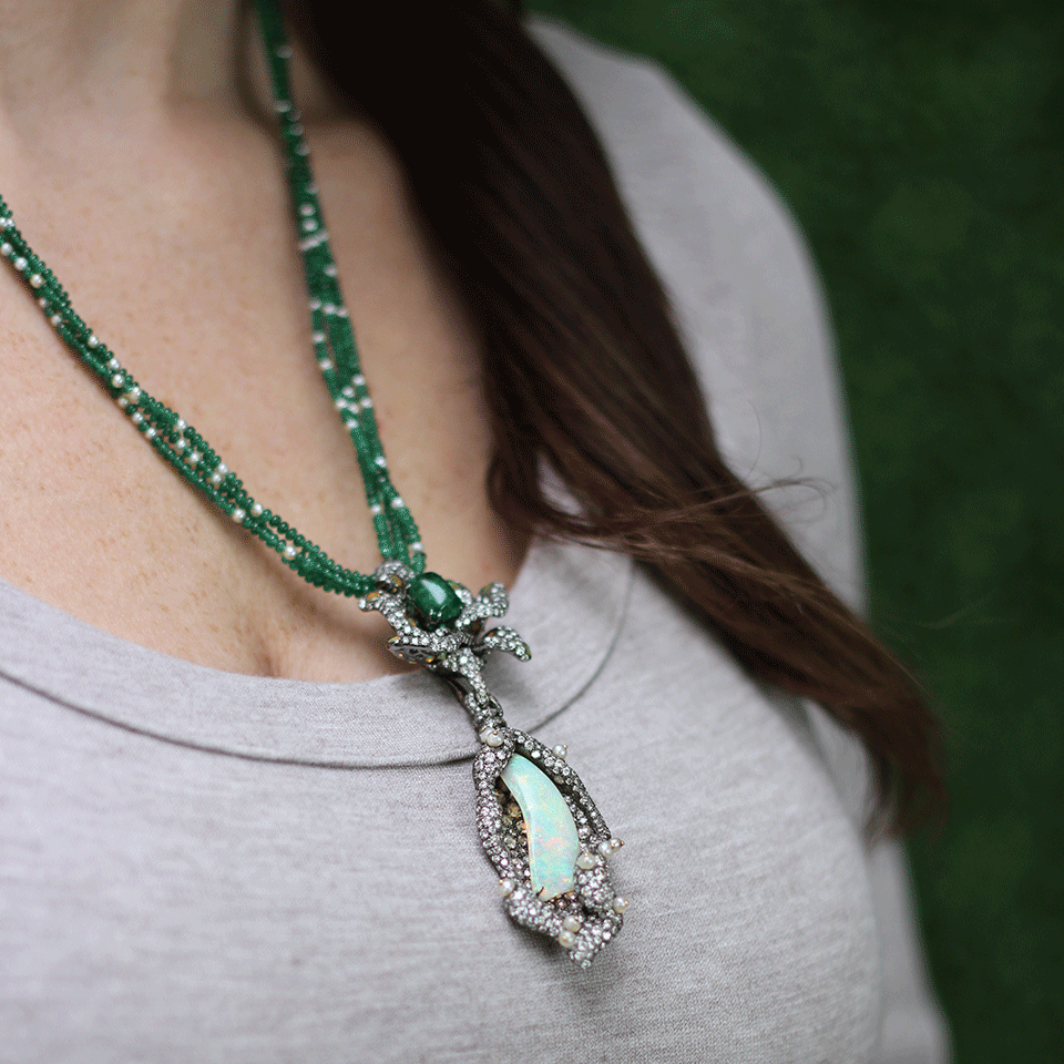 ARUNASHI-Emerald And Opal Flower Necklace-BLACK GOLD