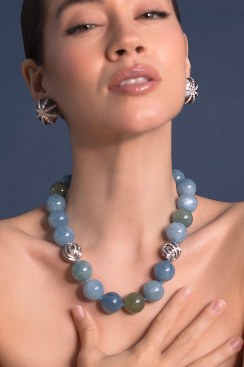 ARUNASHI-Aquamarine Necklace-YELLOW GOLD