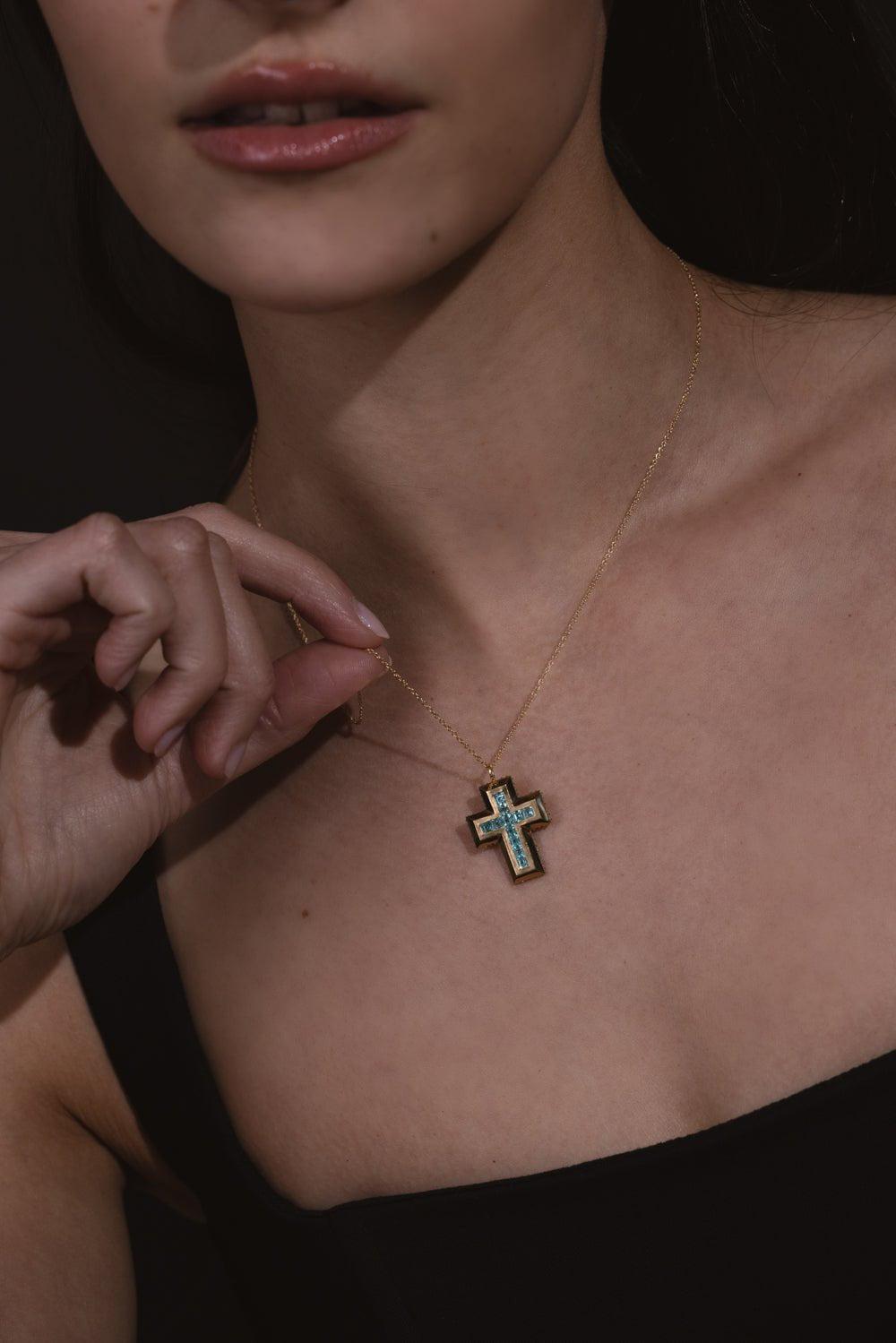 ARUNASHI-Paraiba Cross Pendant-YELLOW GOLD