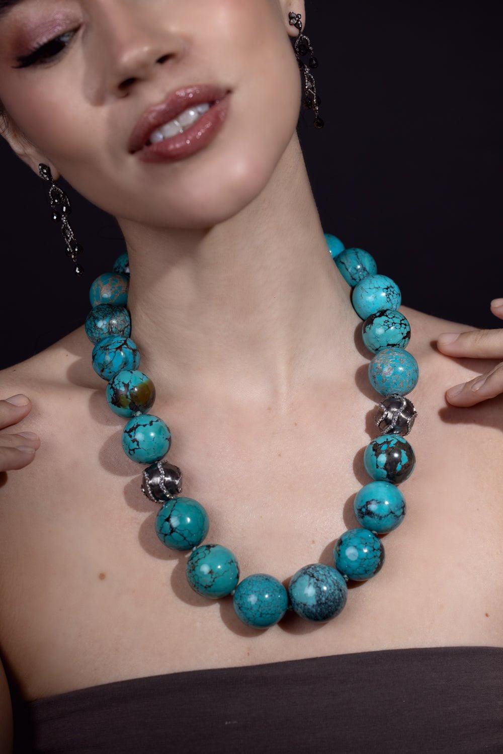 ARUNASHI-Turquoise Bead Necklace-YELLOW GOLD