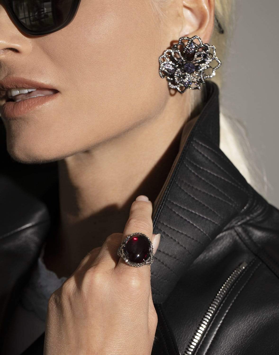 ARUNASHI-Red Garnet and Diamond Deco Ring-BLACK GOLD