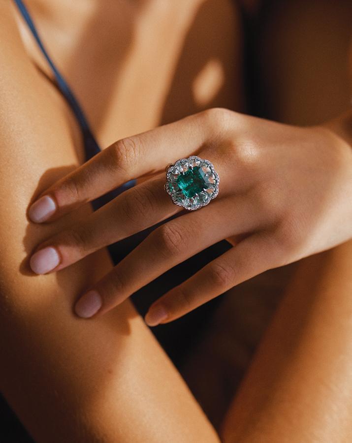 ARUNASHI-Columbian Emerald And Diamond Ring-WHITE GOLD