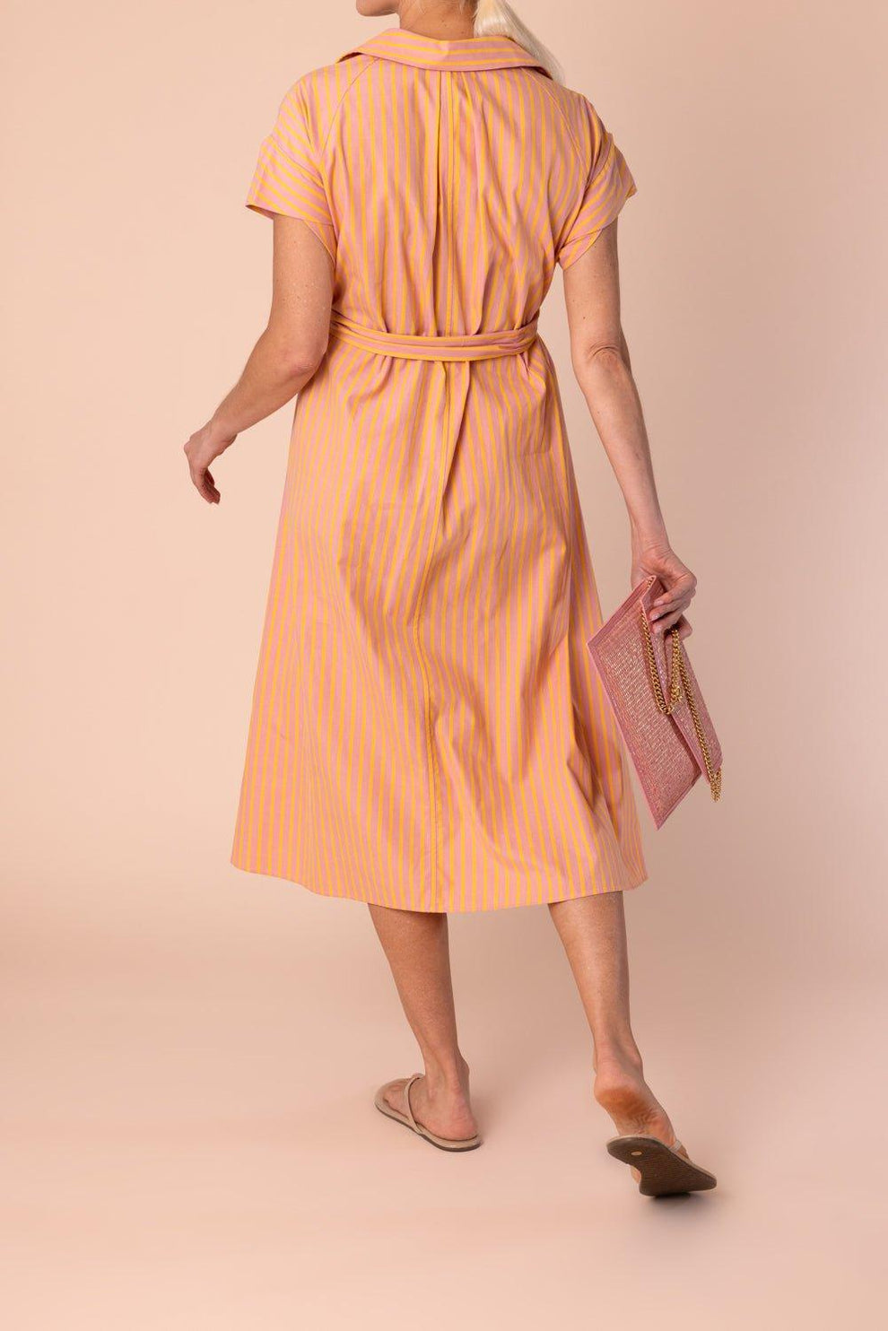 casual short sleeve midi dress ASPESI: Short Sleeve Midi Dress