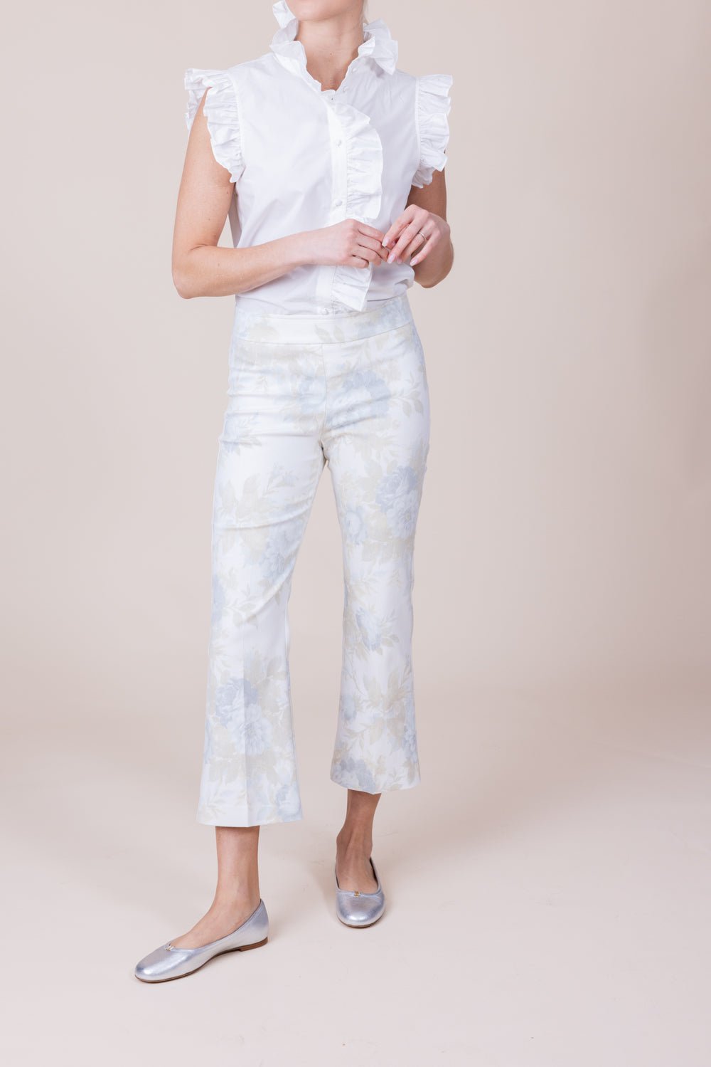 Leo Crop Flare Pant Beige Flower Marissa Collections