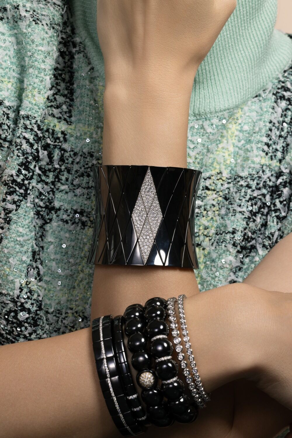 Two Diamond Bar Black Pura Stretch Bracelet-WHITE GOLD-JEWELRYFINE JEWELBRACELET O-ROBERTO DEMEGLIO
