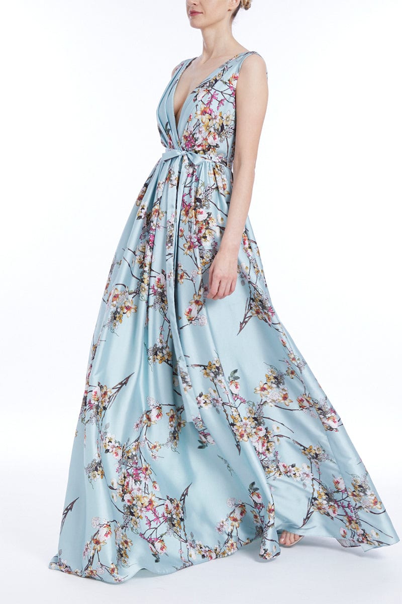 BADGLEY MISCHKA-Butterflyless Shoulders Gown-
