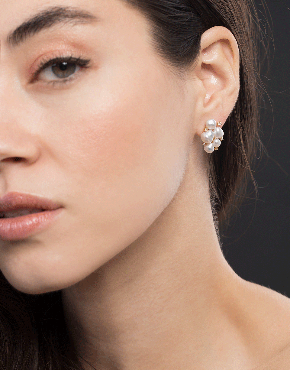 BAGGINS-South Sea Keshi Pearl Stud Earrings-YELLOW GOLD