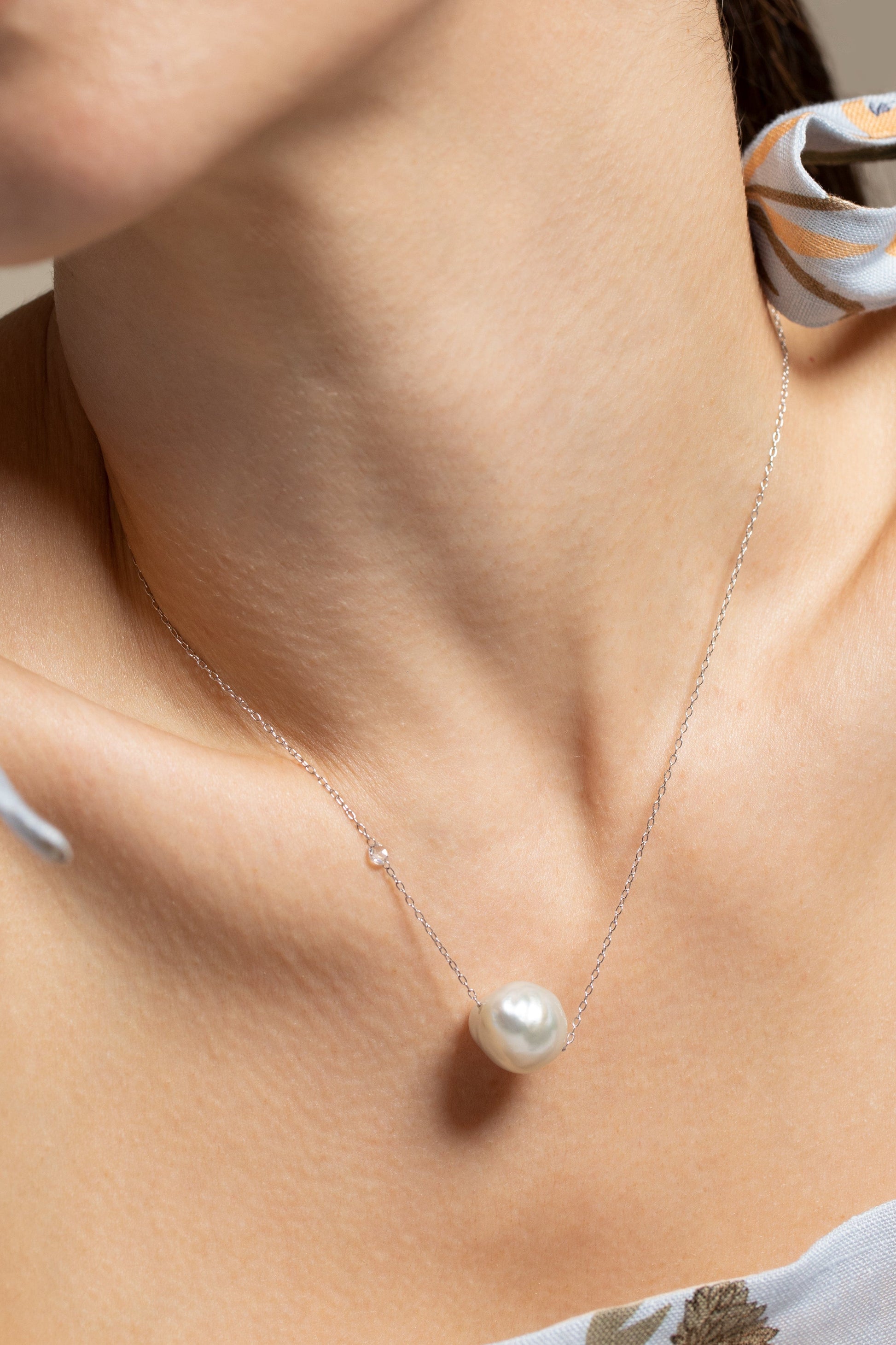BAGGINS-Rose Cut Pearl Necklace-WHITE GOLD