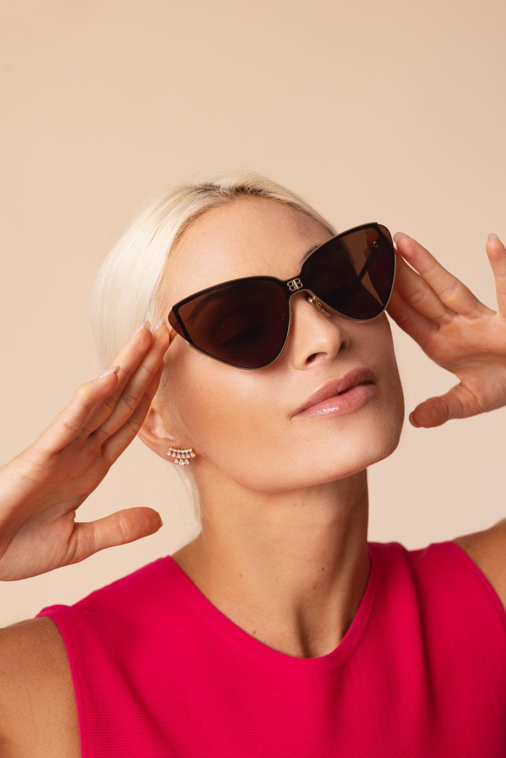 BALENCIAGA-Exaggerated Cat Eye Sunglasses-GOLD