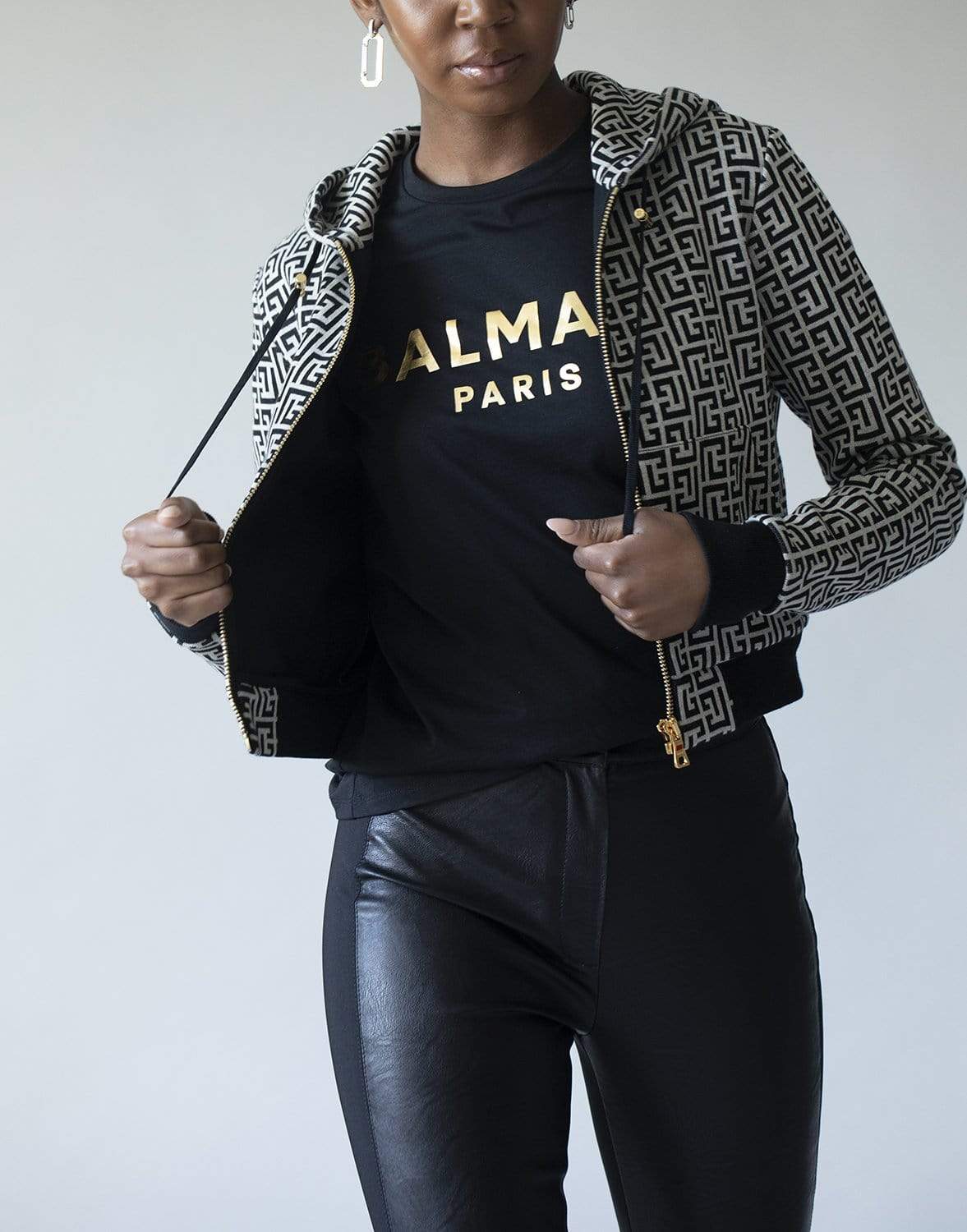 BALMAIN-Cropped Zipped Monogram Hoodie-