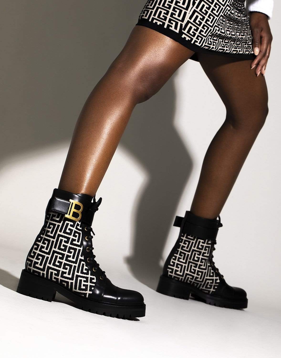 BALMAIN-Bicolor Jacquard Ranger Romy Ankle Boots-