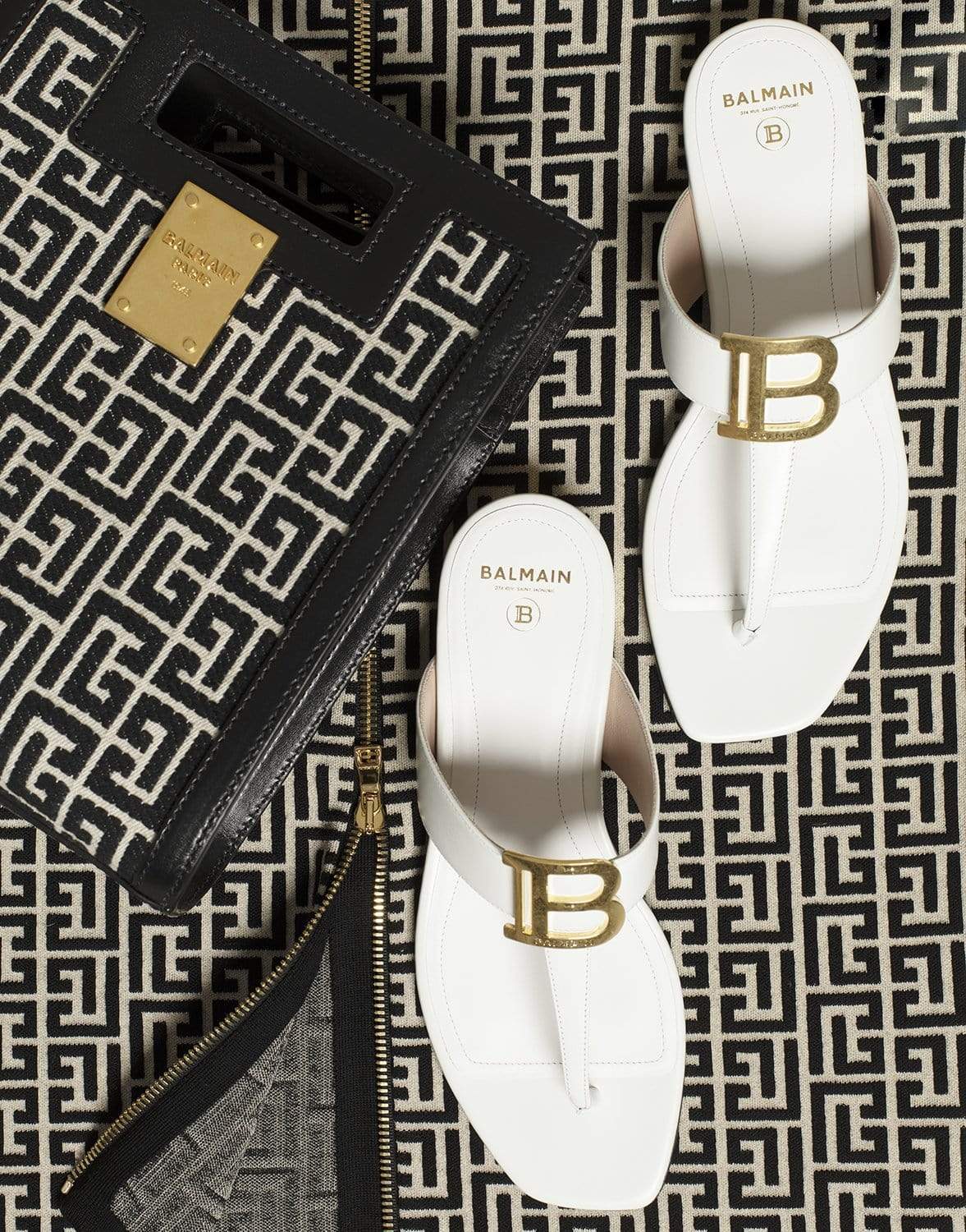 BALMAIN-Ivory Flat Sofia Sandal-