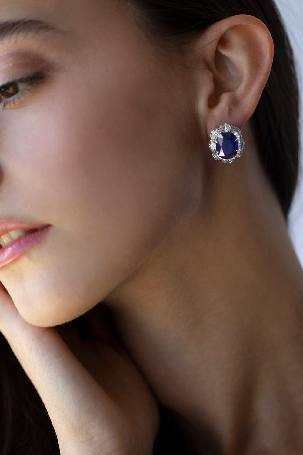 BAYCO-Oval Blue Sapphire and Diamond Earrings-PLAT