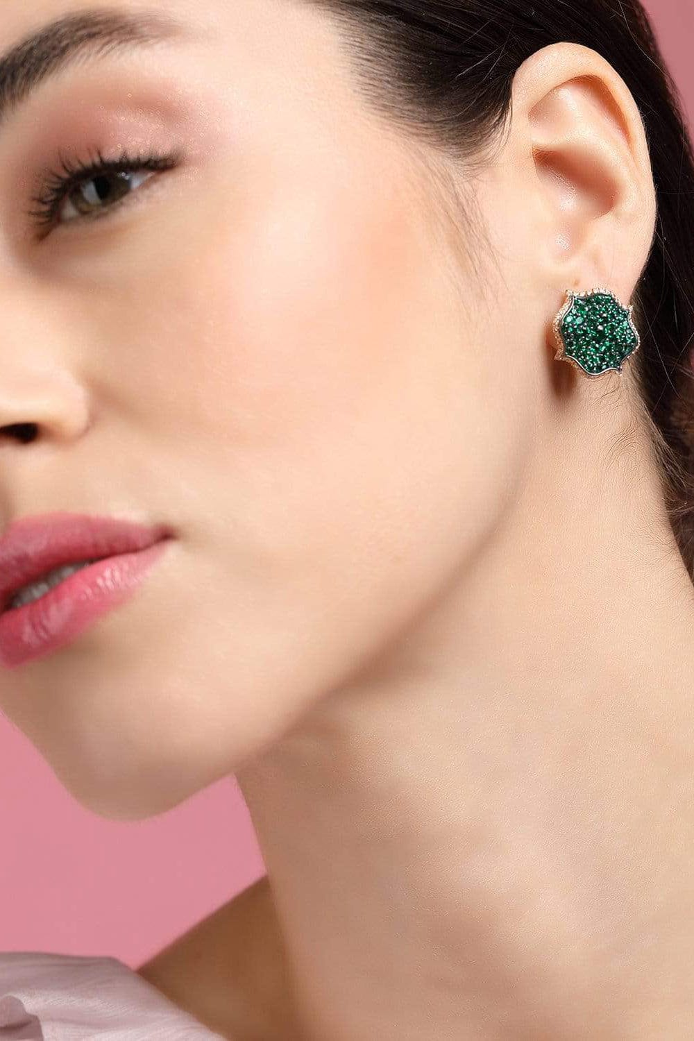 BAYCO-Emerald Mini Lotus Earrings-YELLOW GOLD