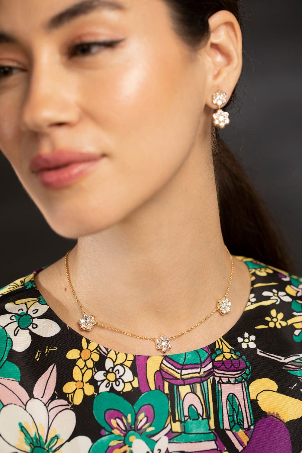 BAYCO-Triple Diamond Flower Necklace-YELLOW GOLD