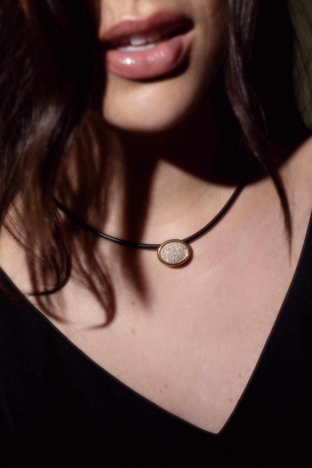 BECK JEWELS-Scuba Leather Choker Necklace-YELLOW GOLD