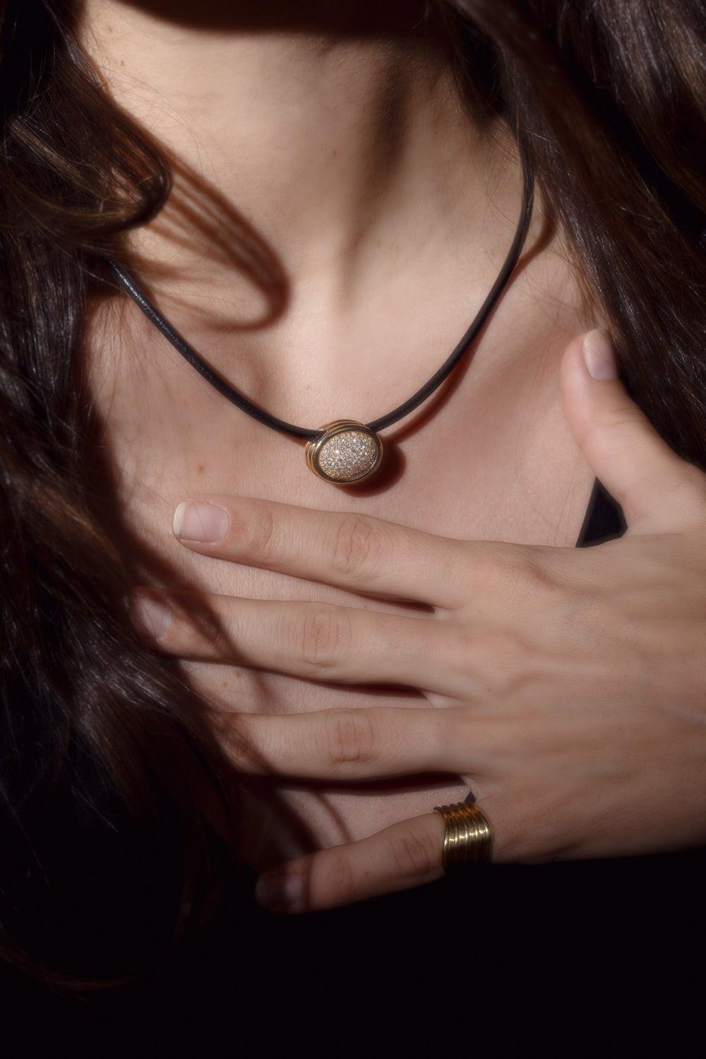BECK JEWELS-Scuba Leather Choker Necklace-YELLOW GOLD