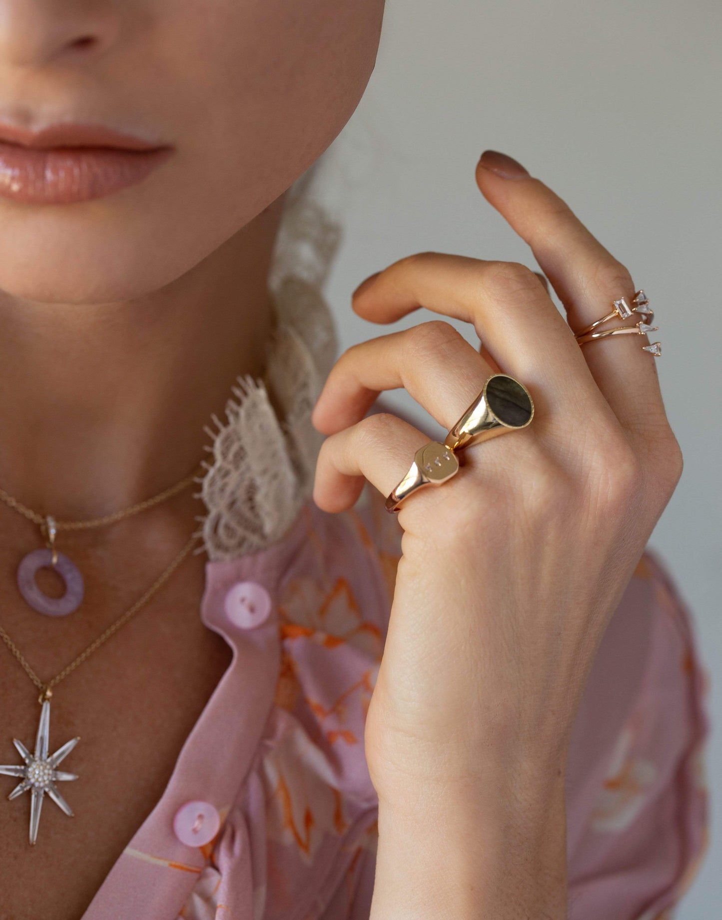 BONDEYE JEWELRY-Melody Diamond Signet Ring-ROSE GOLD