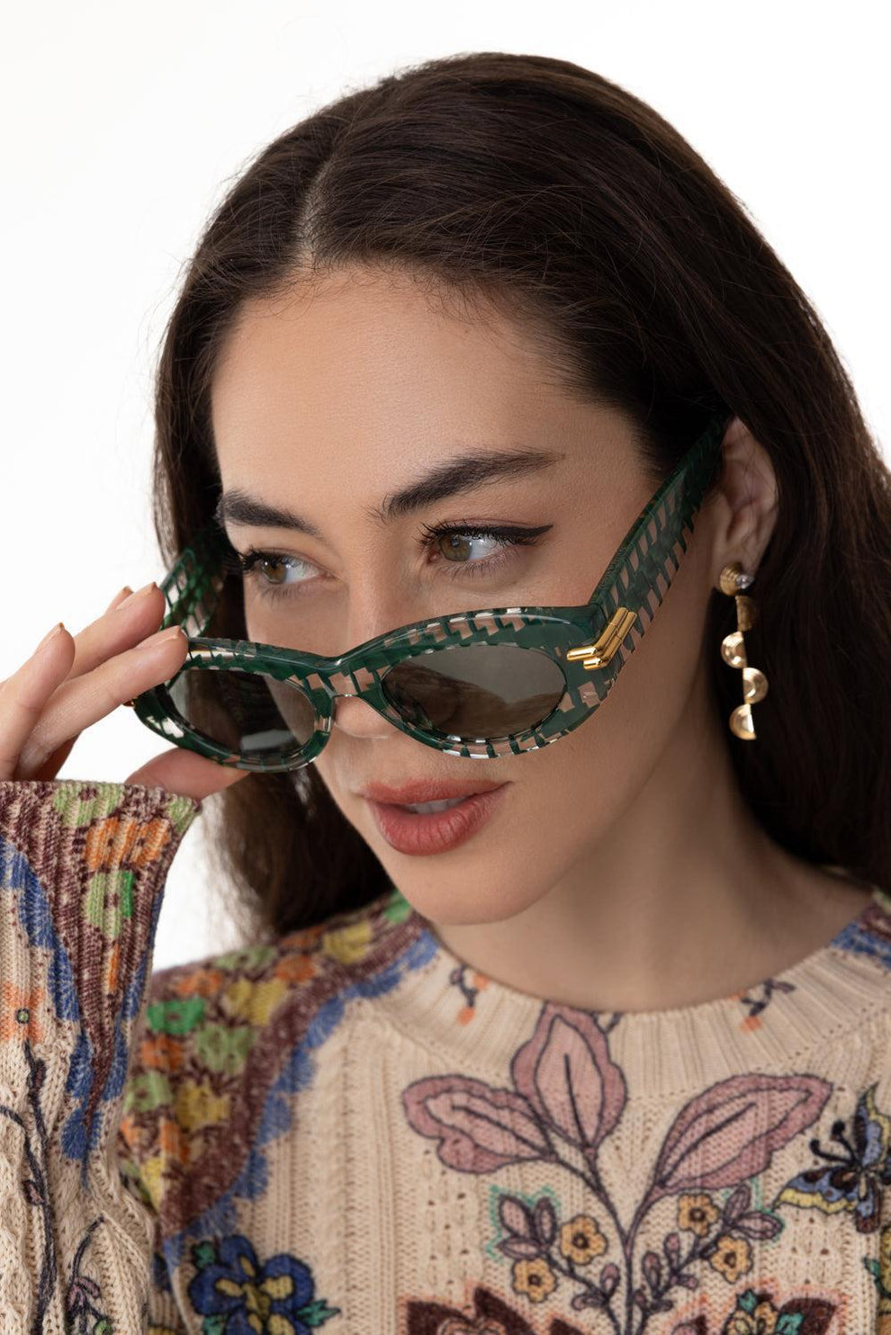 Oval Sunglasses - Green | BOTTEGA VENETA – Marissa Collections display picture 3