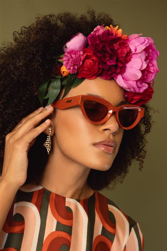 BOTTEGA VENETA-Sharp Cat Eye Sunglasses-ORANGE