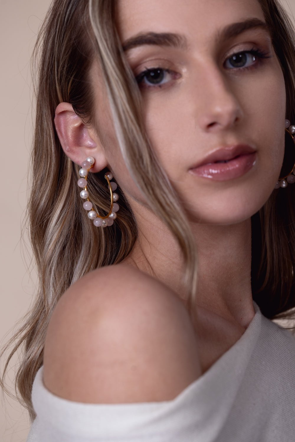 BOUNKIT JEWELRY-Rose Quartz Pearl Hoop Earrings-PINK/WHT