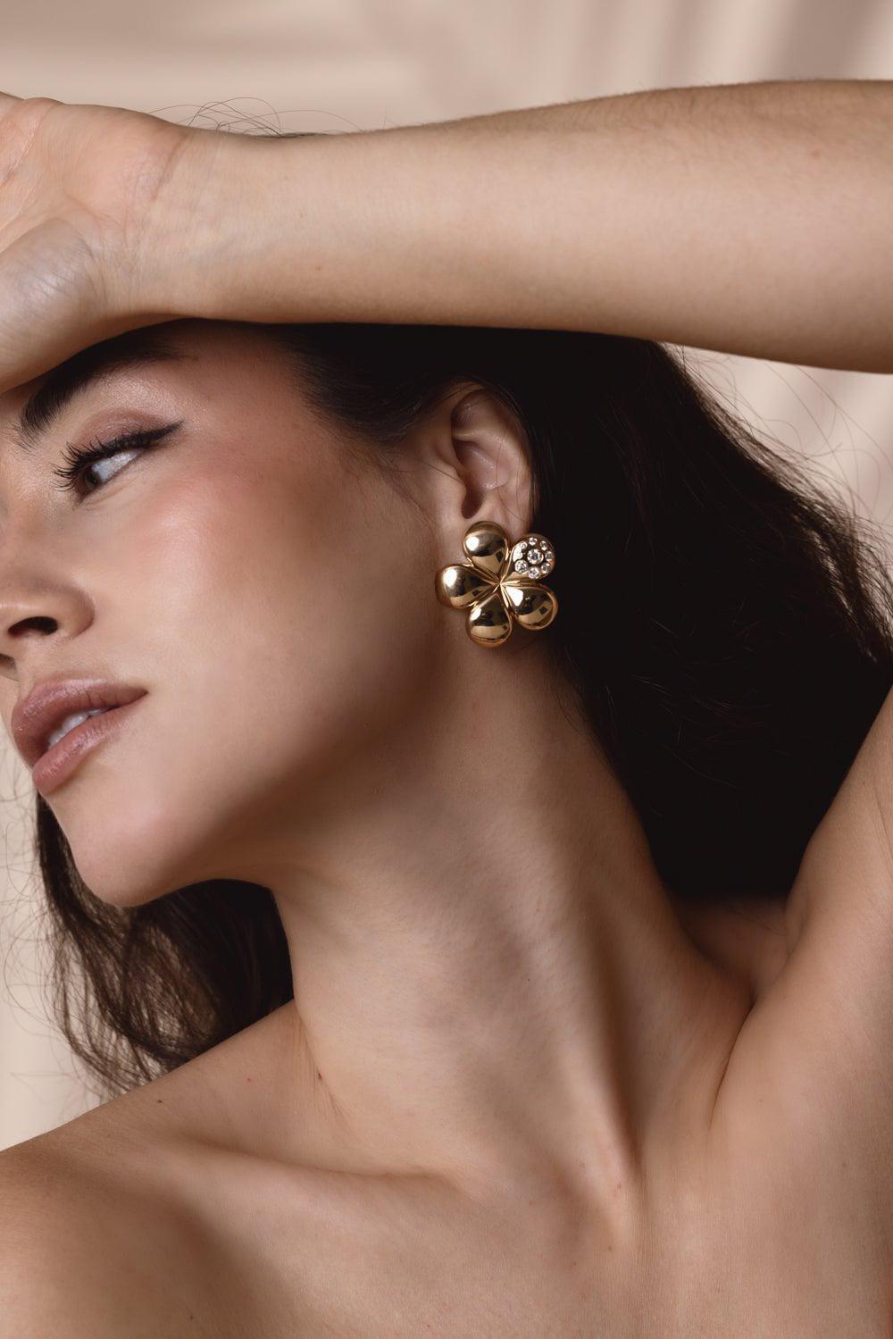 BRENT NEALE-Single Diamond Petal Medium Flower Earrings-YELLOW GOLD