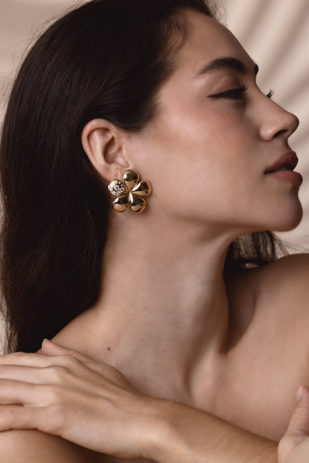 BRENT NEALE-Single Diamond Petal Medium Flower Earrings-YELLOW GOLD