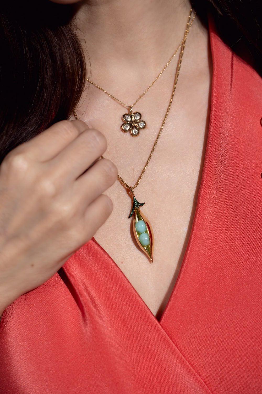 BRENT NEALE-Two Sweet Peas Pendant Necklace-YELLOW GOLD