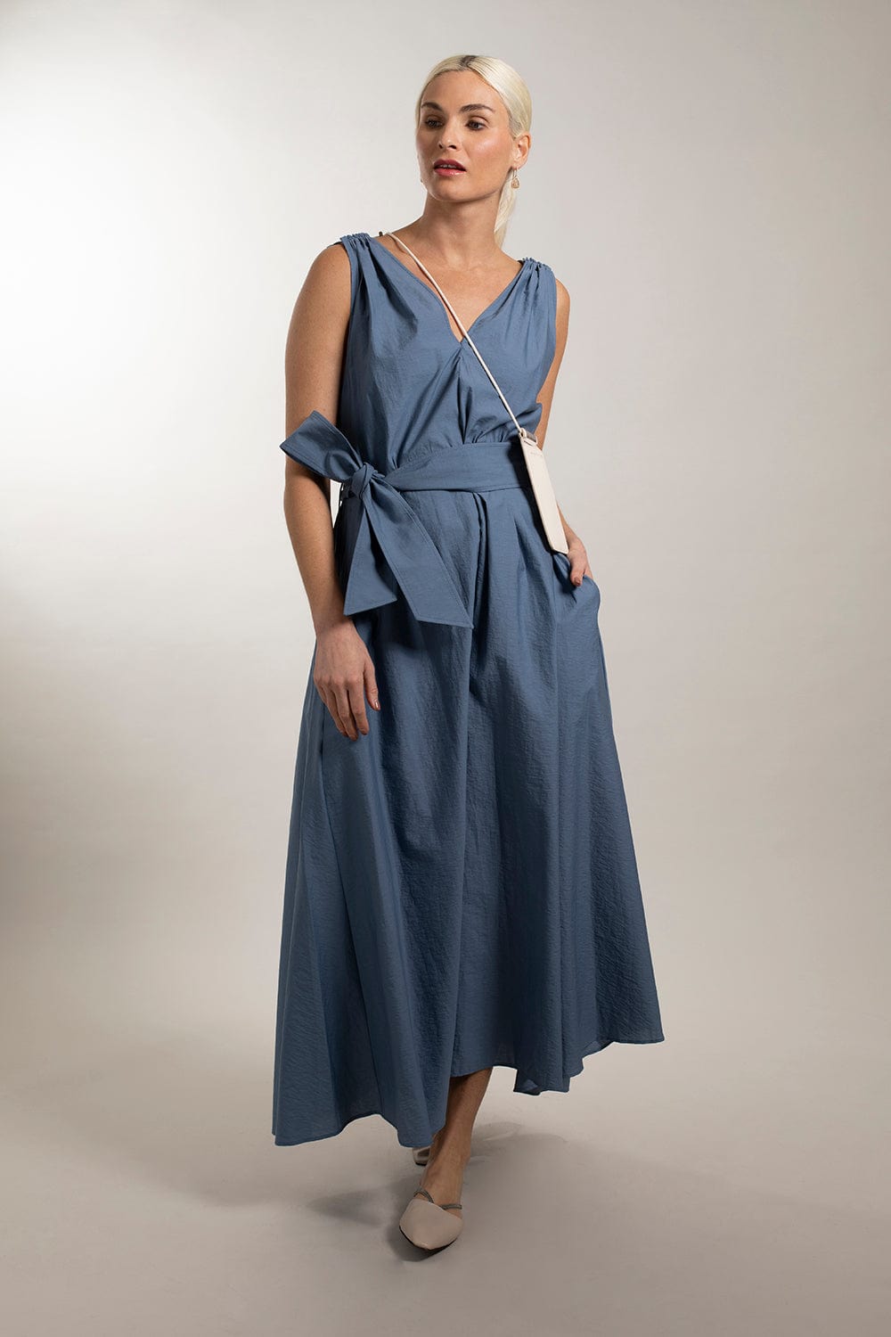 BRUNELLO CUCINELLI-Sleeveless Poplin Belted Dress - Blue-
